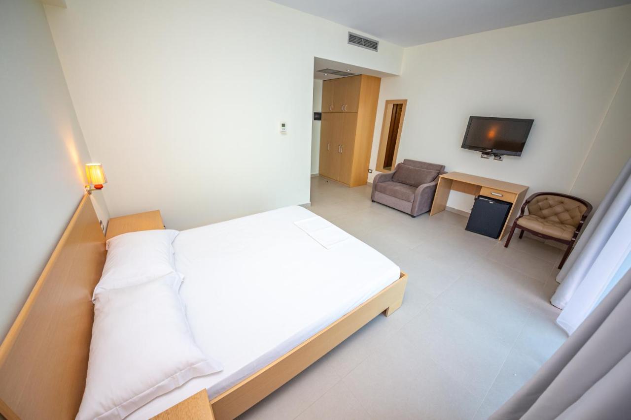 Hotel Borshi Zewnętrze zdjęcie
