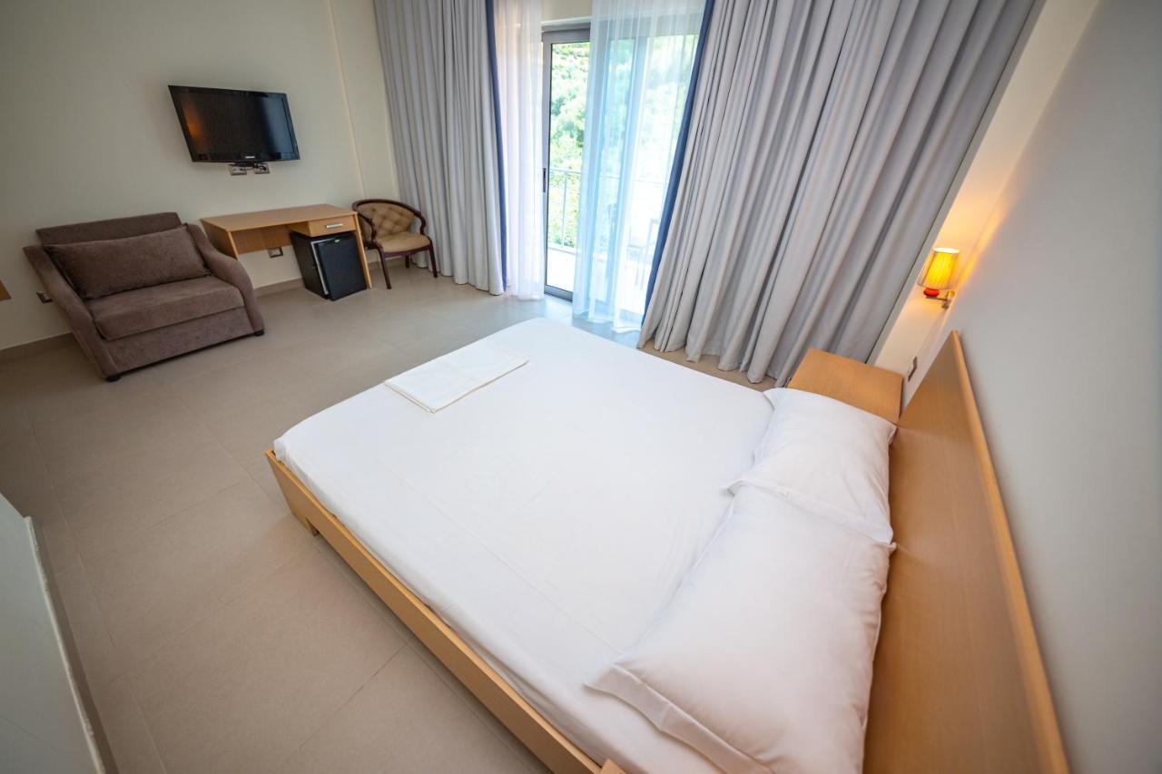 Hotel Borshi Zewnętrze zdjęcie