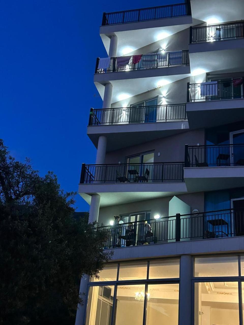 Hotel Borshi Zewnętrze zdjęcie
