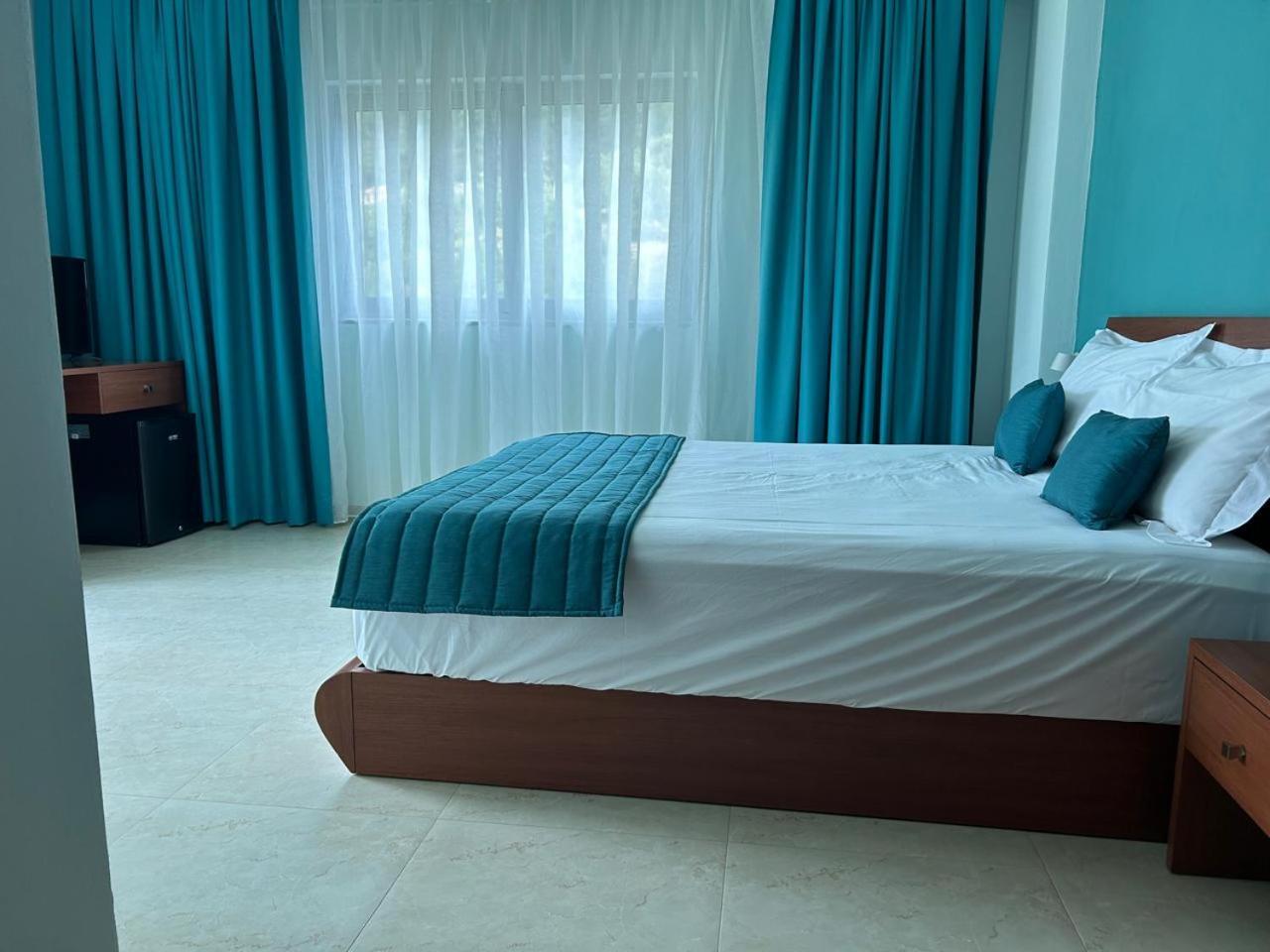 Hotel Borshi Zewnętrze zdjęcie