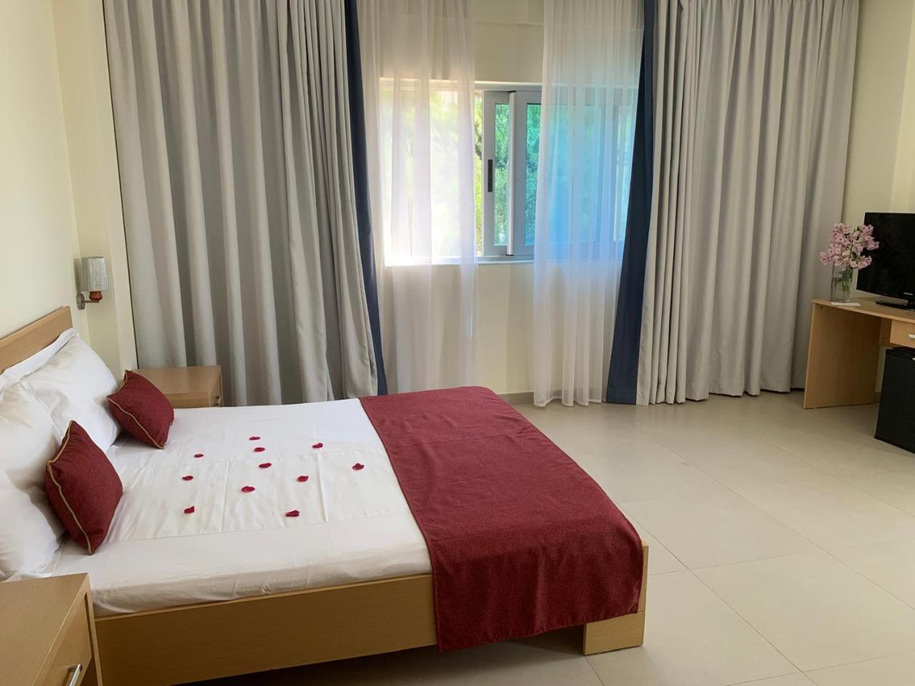 Hotel Borshi Zewnętrze zdjęcie